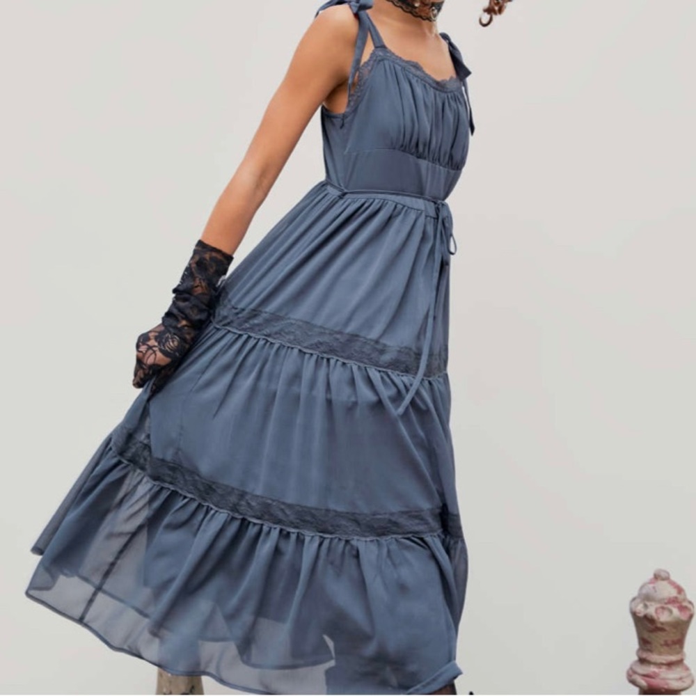 ***CIDER*** Ruched Knotted Square Neck Maxi Dress. Size: L